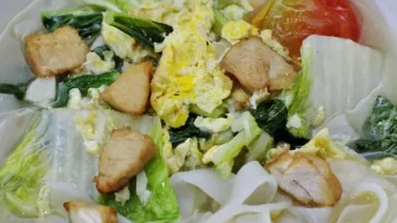 Resep Kwetiau Kuah Bakso, Kuah Gurihnya Bikin Nagih