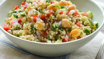 8 Bahan Utama Resep Salad ala Jennifer Aniston, Cocok Jadi Menu Sehat