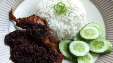 Resep Bebek Bumbu Hitam Khas Madura