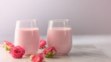 Resep Pink Moon Milk, Minuman yang Bisa Bantu Atasi Masalah Sulit Tidur