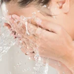 Bagaimana Cara Mencuci Muka yang Benar? Ikuti 10 Tips Ini!