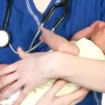 Hari Bidan Nasional: Ini Beda Profesi Bidan dan Perawat