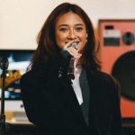 Mengenal Karya Rahmania Astrini, Penyanyi Pembuka Konser Coldplay di Indonesia