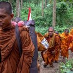Fakta Tradisi Thudong yang Dilakukan Biksu Thailand Sampai Jalan Kaki ke Borobudur