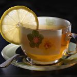Manfaat Minum Teh Hijau Sebelum Tidur untuk Kulit Lebih Kencang