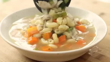 Resep Sup Ayam Makaroni Khas Amerika Ala Chef Devina Hermawan, Cepat dan Praktis!