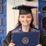 Gadis 12 Tahun Ini Lulus Perguruan Tinggi dengan IPK 4,0, Jadi Lulusan Termuda!