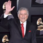Penyanyi Legendaris Tony Bennett Meninggal Dunia di Usia 96 Tahun