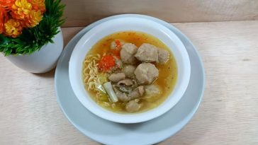 Resep Bakso Ayam Kuah, Gurih dan Nikmat!