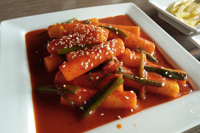 6 Street Food Asal Luar Negeri yang Banyak Ditemukan di Indonesia