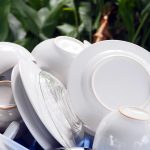 Enam Hal yang Tak Boleh Dilakukan saat Mencuci Piring