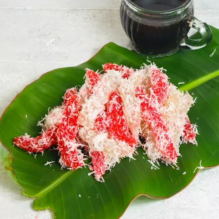 Resep Cenil Kanji Merah Putih, Jajanan Tradisional yang Manis dan Kenyal 