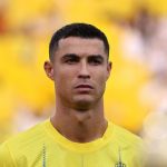 Heboh Cristiano Ronaldo Jalan-Jalan di Arab Saudi Pakai Gamis