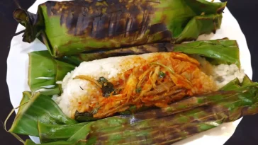 Resep Nasi Bakar Ayam Suwir Kemangi, Mudah Cara Membuatnya!