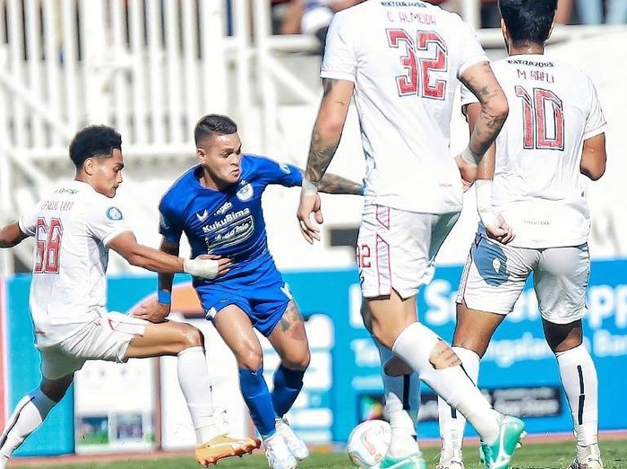 PSIS vs Arema FC: Skor 2-0, Singo Edan Terjun ke Dasar Klasemen