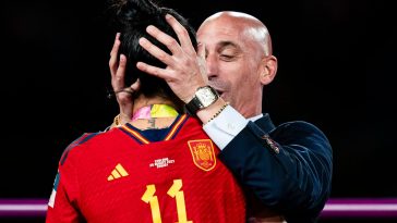 Cium Bibir Pesepakbola Perempuan, Presiden Federasi Sepakbola Spanyol Luis Rubiales Diskors