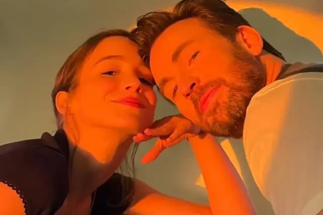 Resmi Menikah dengan Chris Evans, Inilah Lima Fakta Alba Baptista
