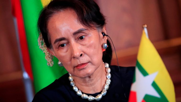 Aung San Suu Kyi Sakit Parah di Tahanan Tapi Tak Mendapat Perawatan Medis