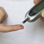 Bergadang Tingkatkan Risiko Diabetes Tipe 2, Hindari!