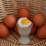 Trik Masak Telur Rebus dengan 7 Sendok Air, Bisa Matang Sempurna