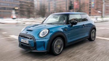 Transmisi Manual Kini Tidak Lagi Tersedia di Mini Cooper Terbaru