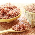 Inilah 6 Manfaat Rutin Mengonsumsi Beras Merah, Apa Saja?