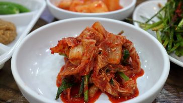7 Manfaat Kimchi untuk Kesehatan Tubuh, Apa Saja?