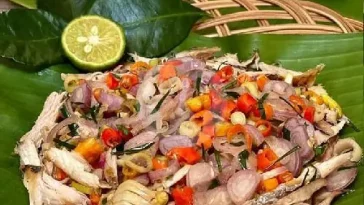 Resep Tongkol Suwir Sambal Matah, Enak dan Super Gampang Bikinnya!