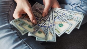 Inilah 5 Zodiak yang Diprediksikan Hujan Rejeki di Tahun 2024, Kamu Termasuk?