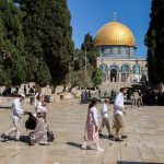 Rayakan Sukkot, Ratusan Pemukim Israel Serbu Masjid Al Aqsa