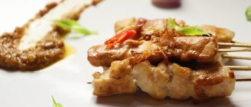 Deretan Makanan dengan Resep Bumbu Kacang yang Wajib Dicoba