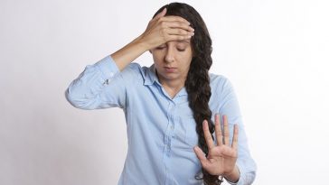 Mengapa saat Berdiri Kadang Kepala Terasa Pusing? Ini Penjelasannya