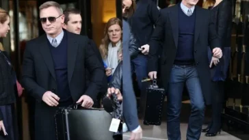 Orang Kaya Menghindari 6 Warna Pakaian Ini, Pastel Salah Satunya!