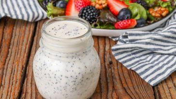 Bosan Menu Itu-Itu Aja? Ini 3 Resep Salad Dressing Sehat Harian
