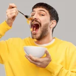 5 Tanda Tubuh Kamu Kelebihan Asupan Gula, Termasuk Terus-menerus Lapar