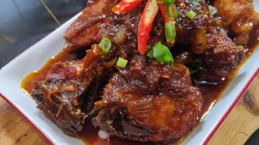 Resep Ayam Kecap Pedas Manis, Sajian Simple untuk Makan Malam