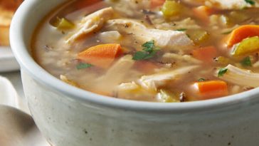 5 Rahasia Bikin Sup Ayam Lebih Enak, Hidangan Berkuah dan Hangat