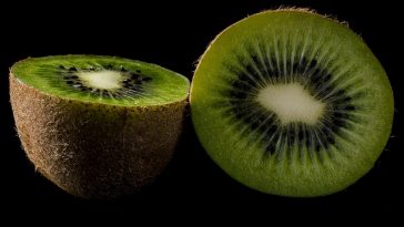 7 Manfaat Buah Kiwi: Rangsang Pertumbuhan Rambut hingga jaga Kesehatan Mata