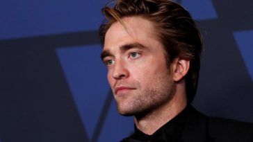 Robert Pattinson Mengaku Pernah Tidur di Perahu Karet Selama 6 Bulan