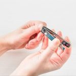 Hindari Berbagi Gunting Kuku dengan Orang Lain, Ini Alasannya