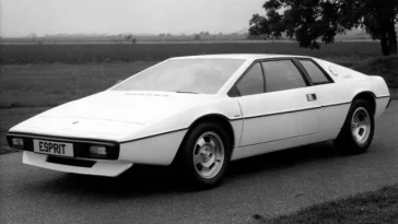 Ini Deretan Koleksi Mobil Milik Elon Musk, Duh Ada Lotus Esprit 1976!