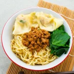 Resep Mie Ayam Pangsit Praktis, Sajian Nikmat Akhir Pekan untuk Keluarga