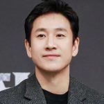 Sutradara Parasite dan Para Seniman Desak Investigasi Kematian Lee Sun Kyun