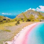 Pink Beach di NTT dan Diamond Beach Bali Masuk Daftar 100 Pantai Terbaik Lonely Planet