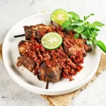 Resep Ikan Manyung Asap Sambal Penyet, Nikmati dengan Nasi Hangat!