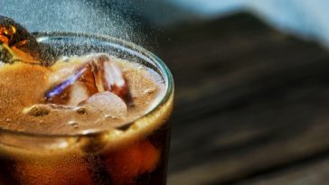 Jangan Berlebihan, Ini Batas Minum Soda Agar Tidak Membahayakan Tubuh