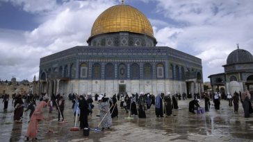 Israel Larang Warga Palestina ke Masjid Al Aqsa untuk Salat Jumat Pertama di Ramadan