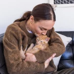 Cuma Peluk Anak Kucing 4 Jam Sehari, Loker Kitten Cuddler di Kanada Ini Siap Bayar Rp162 Juta!