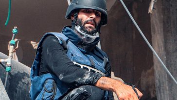 Mengenal Motaz Azaiza, Fotografer Palestina yang Masuk 100 Orang Paling Berpengaruh di Dunia