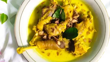 Resep Opor Ayam Kampung Ramah Anak, Tanpa Cabai Tetap Nikmat